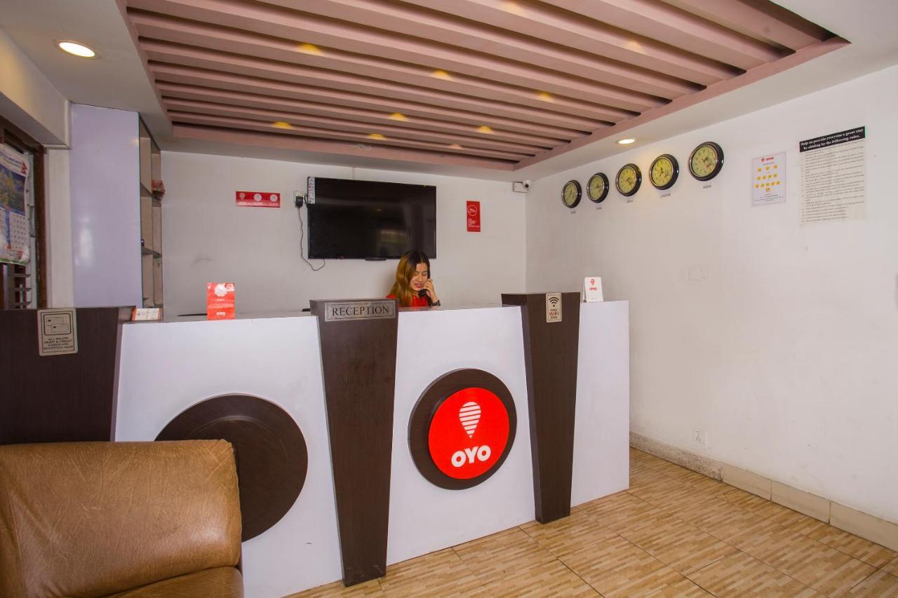 Oyo 104 Hotel Baltic Inn カトマンズ エクステリア 写真